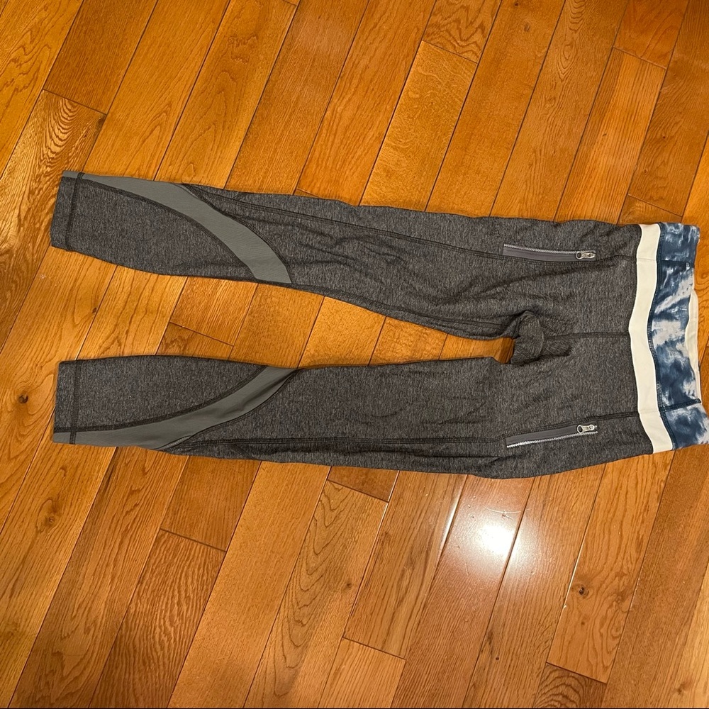 Lululemon leggings. Grey with pocket. Size 2
